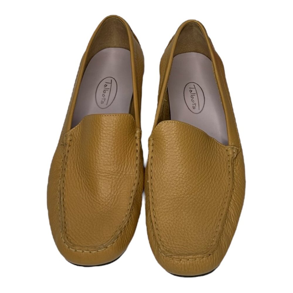 Talbots Pebbled Tan Loafers NW/OT or Box Size 8M